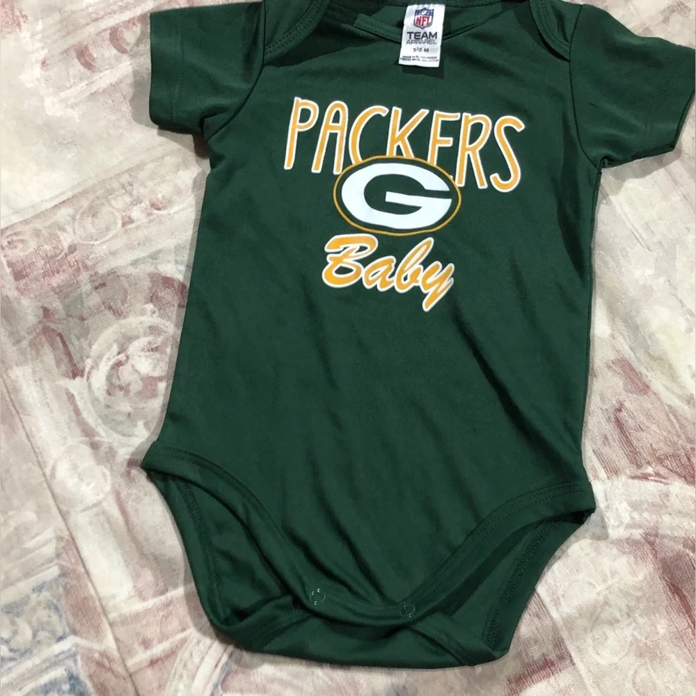 NFL Green Packers Baby Bodysuit with Yellow Logo
